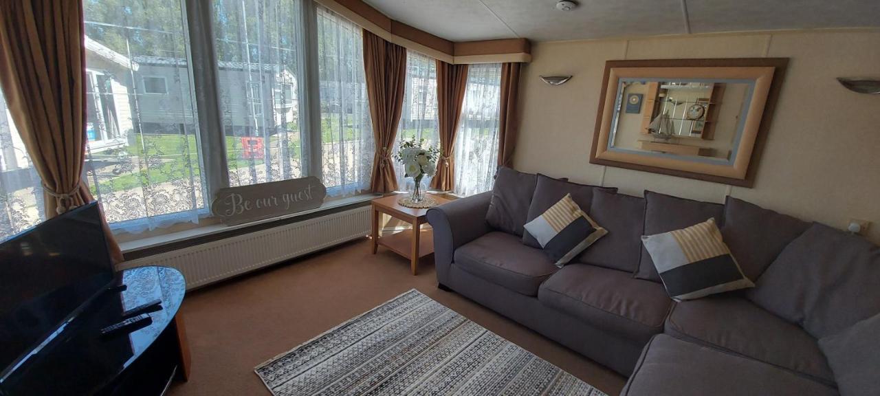 A Fashionable Caravan In A Peaceful Seaside Town Sandown Dış mekan fotoğraf